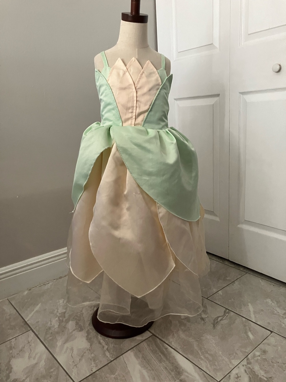 GIRLS Princess Tiana fashion Halloween Cosplay Birthday Party Dress | 6-7Y/ 120